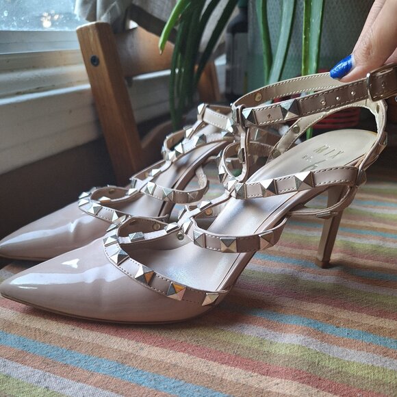 Nude Patent Pointy Toe Heels - Picture 1 of 8